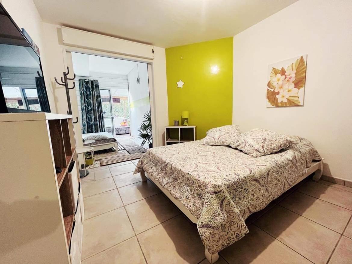 Le Nid D'Amour Avec Sa Piscine Et Jacuzzi Chauffes Saint-Joseph Exterior foto