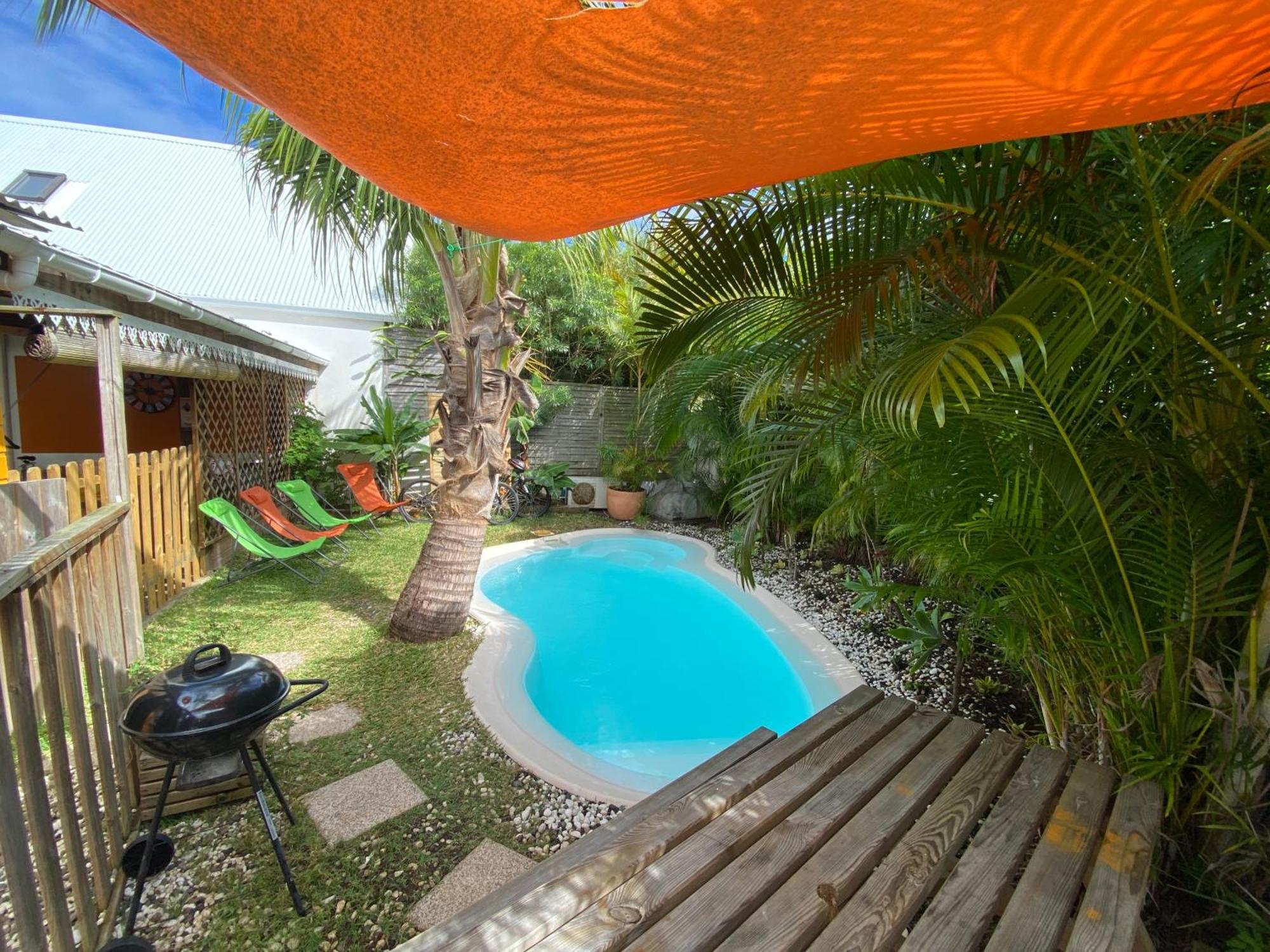 Le Nid D'Amour Avec Sa Piscine Et Jacuzzi Chauffes Saint-Joseph Exterior foto
